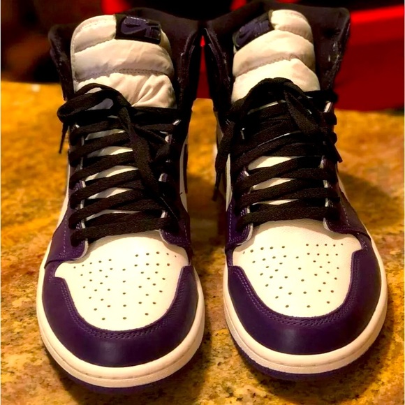 Jordan 1 Retro High Court Purple White - Picture 2 of 6